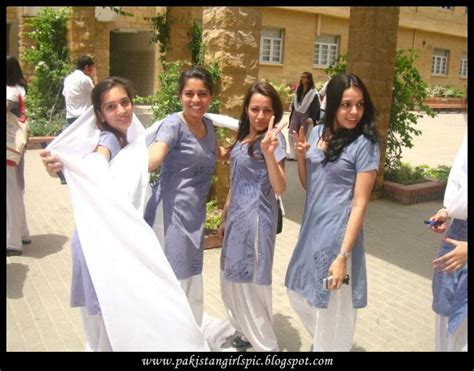 Pakistani Girls Pictures Gallery School Girls Uniform Pictures