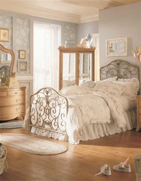 45 Sweet Vintage Bedroom Décor Ideas To Get Inspired Digsdigs