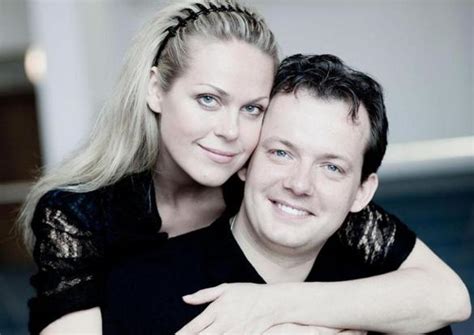 Andris Nelsons Suffered Concussion When He Hit A Door His Wife Says