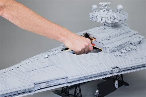 Vite Testé Lego Star Wars 75252 Ucs Imperial Star Destroyer Partie 2