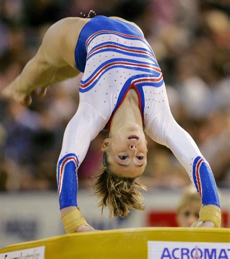 Émilie Le Pennec Funny sports pictures Embarrassing moments Gymnastics
