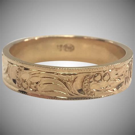 While engagement rings get most of the attention, wedding bands finishes on men's rings specifically are popular, mentions haas.and not always while plenty of couples love the idea of never taking their rings off. Wedding Bands Engraved On The Outside | Wedding Ideas