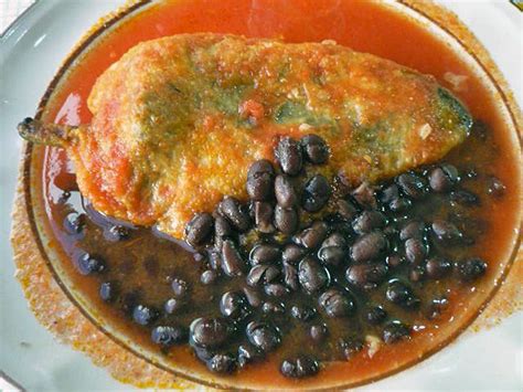 Chile Relleno Con Frijoles Negros 8relleno De Queso Chihuahua