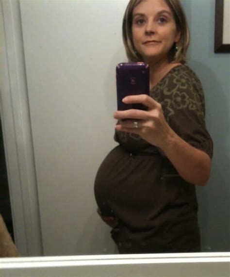 I Felt Fat Ugly And 52 Weeks Pregnant—then I Got A Text From My Husband
