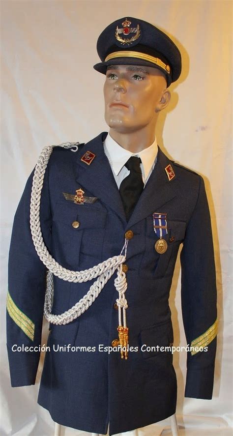 uniformes españoles contemporáneos del ejército español sargento alumno de la academia bÁsica