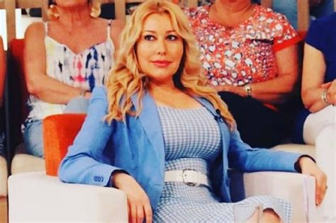 Advogada suzana garcia revela que sofreu aborto pela segunda vez: Os decotes mais ousados de Suzana Garcia - Flashes - FLASH!