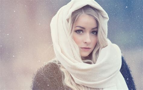masaüstü yüz beyaz kadınlar model portre kar kış fotoğraf mavi moda saç kişi cilt