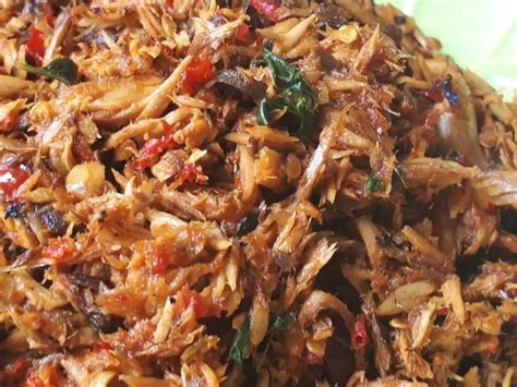 Setelah mengetahui pasti kandungan apa saja yang terdapat pada ikan tongkol, pastilah sebagian dari kita mulai berpikir amankah ikan tongkol untuk penderita kolesterol. 7 MENU OLAHAN DARI IKAN TONGKOL YANG MUDAH DAN PRAKTIS DIBUAT
