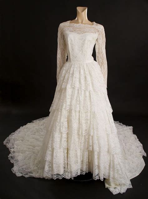 Keemas Blog Vintage Lace Wedding Dress 58