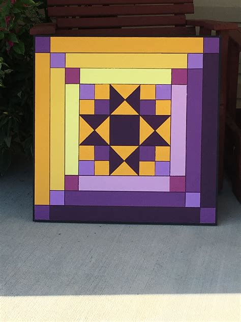 Pin By Reta Stutz On Barn Quilts Painted Barn Quilts Barn Quilt