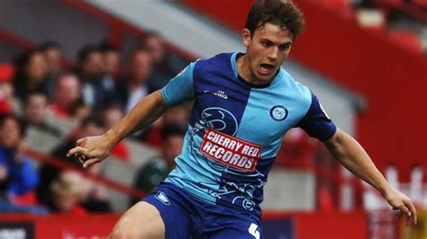 Dominic Gape Wycombe Midfielder Signs New One Year Contract Bbc Sport