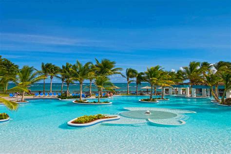 The Luxury Editor Presents Top Caribbean Resorts To Visit M Level Concierge