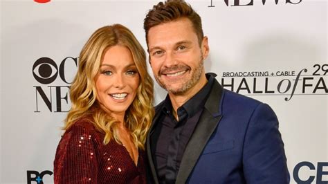 Kelly Ripa Inducted Into The Broadcasting And Cable Hall Of Fame Sheknows