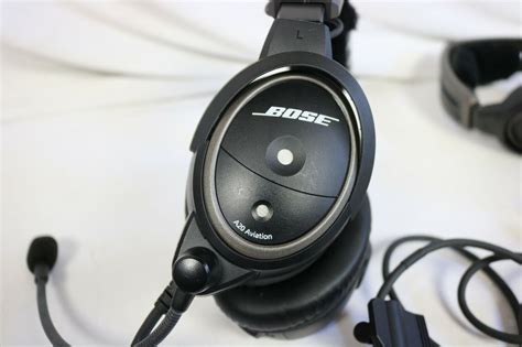 2x Bose A20 Aviation Headset Bluetooth Dual Plug Cable Black Vg
