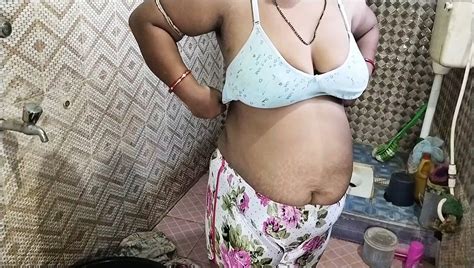 Hot Desi Bhabi Nude Show And Boobs Massage Desi Bhabi Mandi