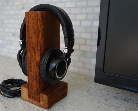 Wood Headset Stand The Rustic Headphone Holder Headset Etsy Diy