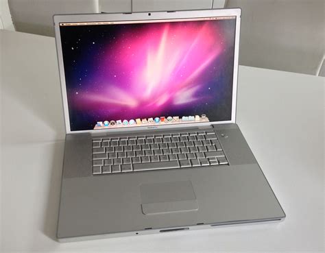 Apple Macbook Pro 17 Image 532790 Audiofanzine