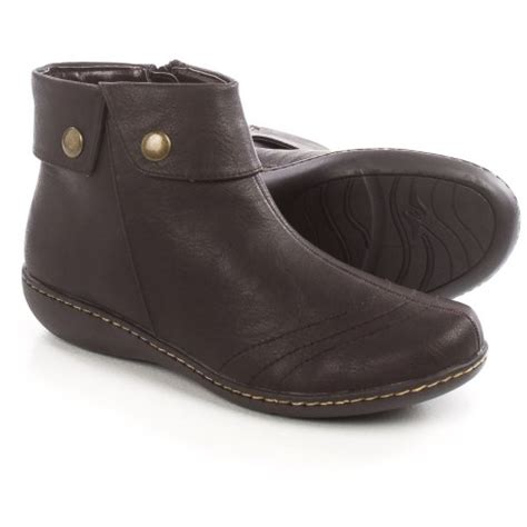 Generously padded footbed offers cushioning. Hush Puppies Soft Style Jerlynn Ankle Boots (For Women) - Save 54%