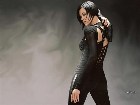 Charlize Theron In Aeon Flux Charlize Theron Aeon Flux Charlize