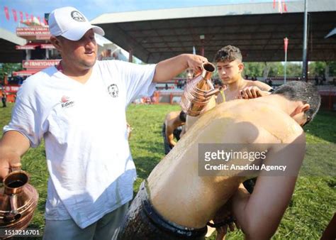 Oiled Bodies Photos And Premium High Res Pictures Getty Images