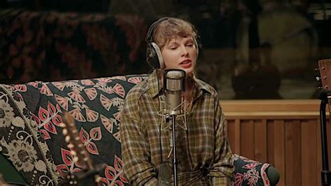 Taylor Swift Announces Folklore The Long Pond Studio Sessions