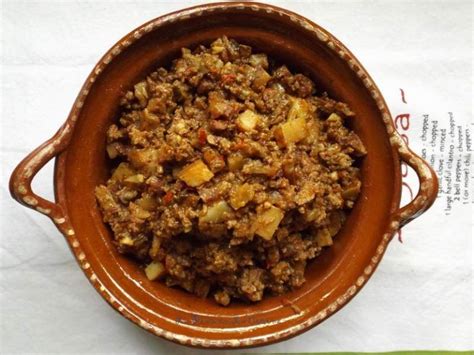 Picadillo Con Papa Ground Beef And Potatoes Beef Picadillo Picadillo Recipe Mexican Picadillo