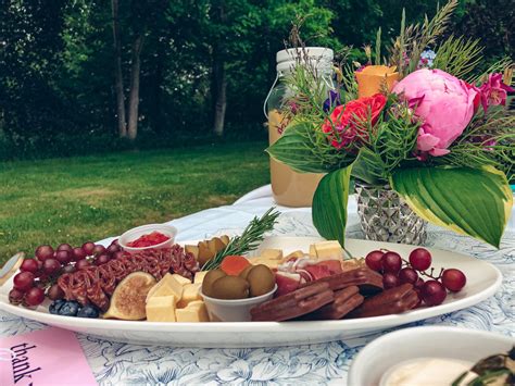 An Accessible Luxury Picnic In The Park With Newfound Picnics Access Yyt