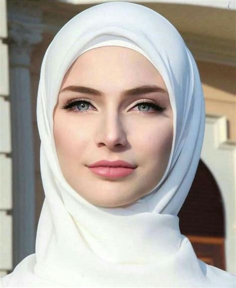Pin By Top Rankers On Respect For Women Beautiful Hijab Muslim Beauty