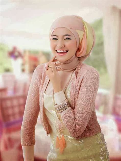 Foto Model Jilbab Cantik Jelita Artis Marshanda Terbaru 2014 Kumpulan Foto Cewek Cantik