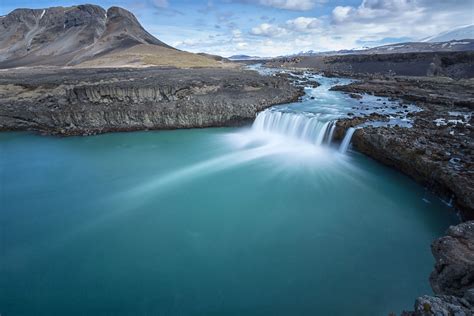 Incredible Icelandic Scenes Iceland Landscape Greenland Travel Mind