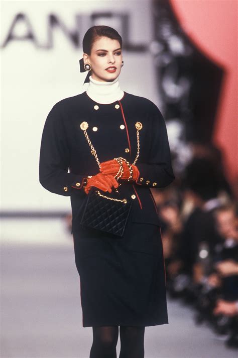 Linda Evangelista Chanel Runway Show Rtw Fw 1987 Chanel Mode 90er