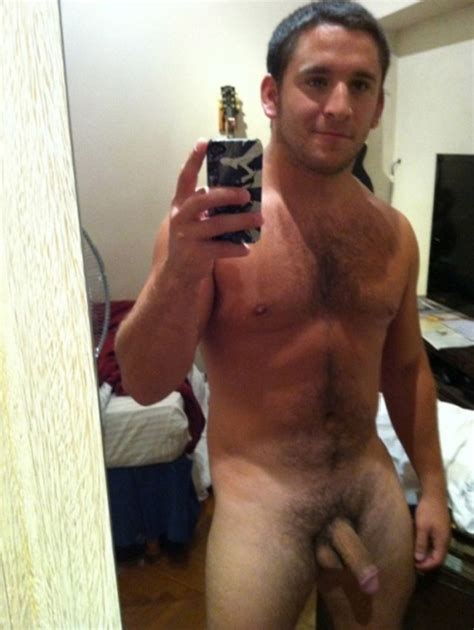 Hairy Nude Male Selfies Nude Gallery