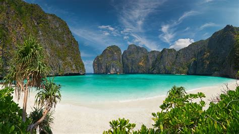Phi Phi Island Village Beach Resort Thailand With Blue