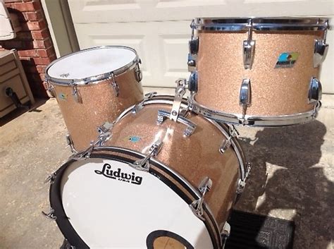 Ludwig Super Classic Drum Set Early 70s Champagne Reverb