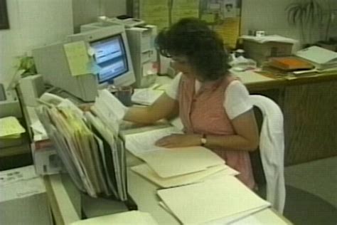 office and computer ergonomics safety video — digital2000 safety training