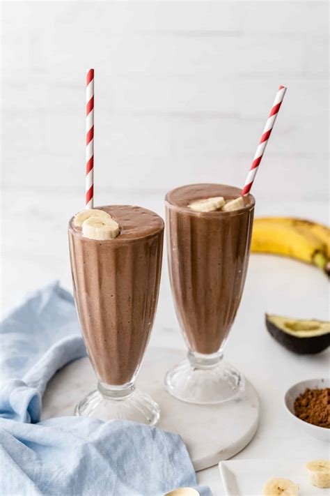 Healthy fats are usually high in calories, and can help you gain a healthy amount of weight. Peanut Butter Banana Avocado And Milk Smoothie For Weight Gain - Chocolate Banana Smoothie Super ...