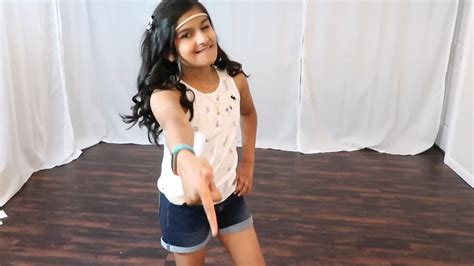 Suhani Manosh Amazing Dance Sunday Damaal Again Youtube