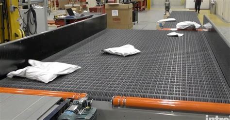 Arb Activated Roller Belt Conveyors And Equipment Intralox