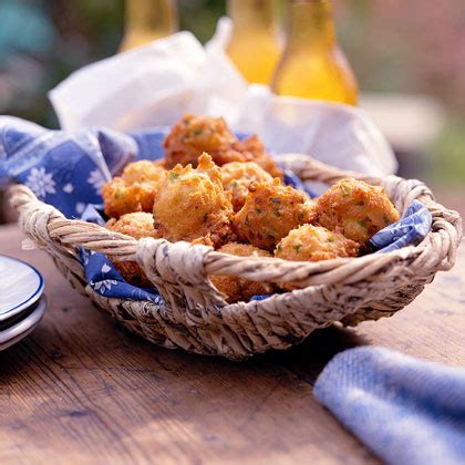 If yankee soldiers came near, they would toss their barking dogs some of the fried cakes with. Mississippi Hush Puppies Recipe | MyRecipes