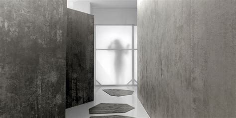 Blends of clays, sands and minerals that nature compacts through tectonic motion and fires through the heat of the superficial layers of the crust. Laminam - BÖHM Interieur