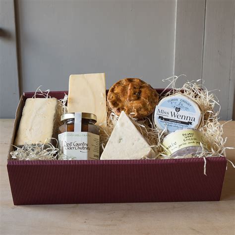 Christmas Cheese Hampers And Ts Taste Of The West Country Cheese