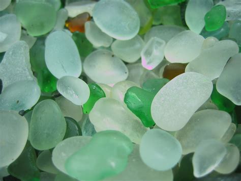 How To Decorate With Sea Glass Even If Youre Totally Craft Challenged