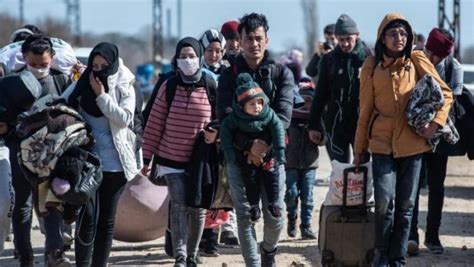 باعتراف المعابر الحدودية ترحيل لاجئين سوريين قسراً من تركيا North Press Agency وكالة نورث برس