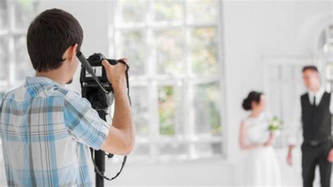 7 Hal Yang Harus Diperhatikan Dalam Memilih Fotografer Pernikahan