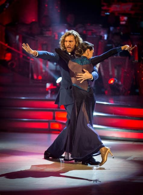 Strictly Come Dancings Katya Pictured Snogging Seann Walsh Metro News