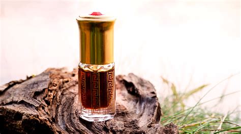 The Scents Of Saudi The Significance Of Oud Fragrances Visit Saudi