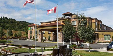 Find affordable hotels and book accommodations online for best rates guaranteed. Holiday Inn Express & Suites Sequim Hotel by IHG nel 2020