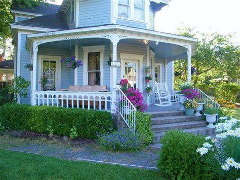 1000 Images About Victorian Porches On Pinterest Queen