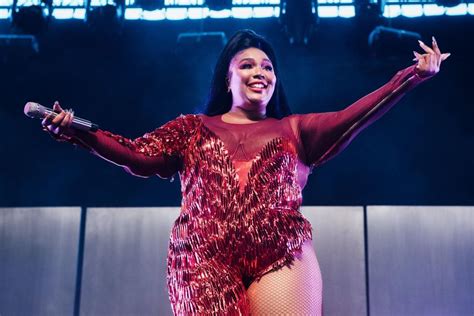 lizzo says she loves normalizing the dimples on her butt and lumps on her thighs