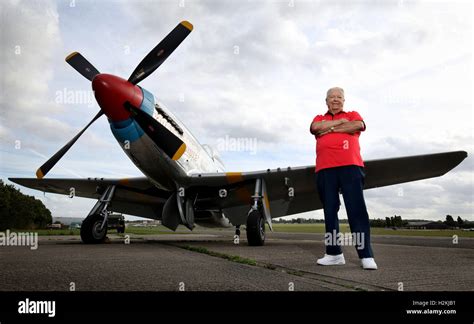 Usaf Wwii Veteran George E Hardy 91 Is Reunited With The Usaf Mustang Fighter Plane That He